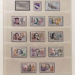Collection timbres de France 1960-1971 neufs** en album Lindner.