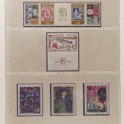 Collection timbres de France 1960-1971 neufs** en album Lindner.