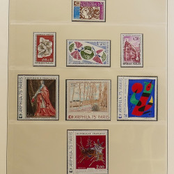 Collection timbres de France 1972-1981 neufs** en album Lindner.