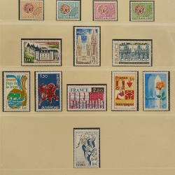 Collection timbres de France 1972-1981 neufs** en album Lindner.