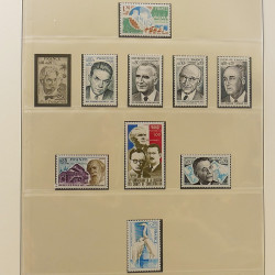 Collection timbres de France 1972-1981 neufs** en album Lindner.