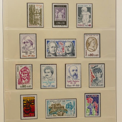 Collection timbres de France 1972-1981 neufs** en album Lindner.