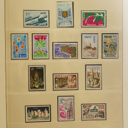 Collection timbres de France 1972-1981 neufs** en album Lindner.