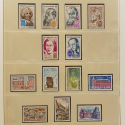 Collection timbres de France 1972-1981 neufs** en album Lindner.