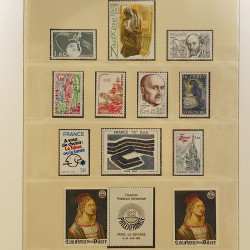Collection timbres de France 1972-1981 neufs** en album Lindner.