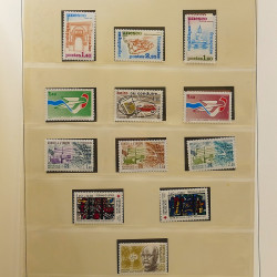Collection timbres de France 1972-1981 neufs** en album Lindner.
