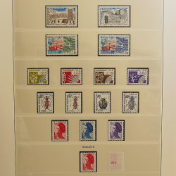 Collection timbres de France 1983-1991 neufs** en album Lindner.
