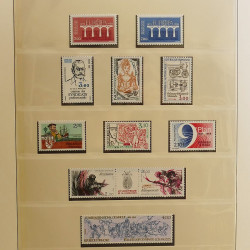 Collection timbres de France 1983-1991 neufs** en album Lindner.