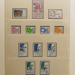 Collection timbres de France 1983-1991 neufs** en album Lindner.