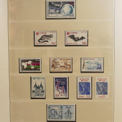 Collection timbres de France 1983-1991 neufs** en album Lindner.