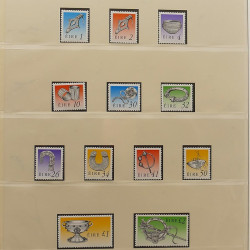 Collection timbres d'Irlande 1989-1997 neufs en album Lindner.
