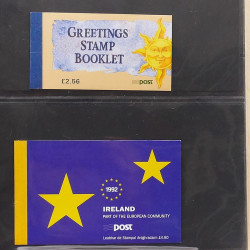Lot de carnets de timbres modernes d'Ireland neufs** en un album.