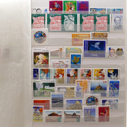 Lot de timbres de France neufs en un album.