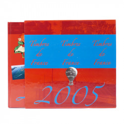 Livre des timbres de France de l'année 2005.