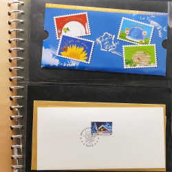 Lot d'entiers postaux et commémoratifs de France en album Lindner.