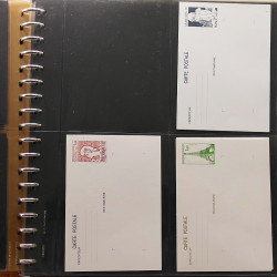 Lot d'entiers postaux et commémoratifs de France en album Lindner.