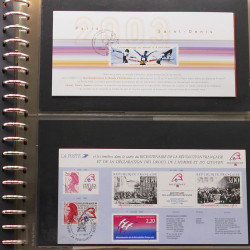 Lot d'entiers postaux et commémoratifs de France en album Lindner.