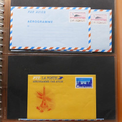 Lot d'entiers postaux et commémoratifs de France en album Lindner.