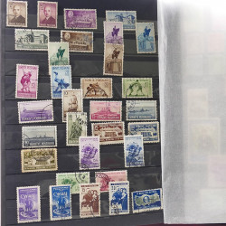 Lot de timbres de Turquie oblitérés en un album.