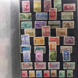 Lot de timbres de Turquie oblitérés en un album.