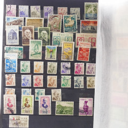 Lot de timbres de Turquie oblitérés en un album.