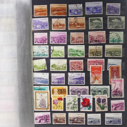 Lot de timbres de Turquie oblitérés en un album.