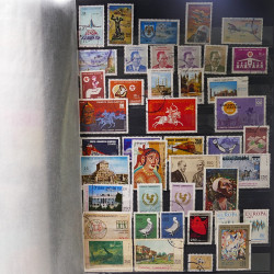 Lot de timbres de Turquie oblitérés en un album.