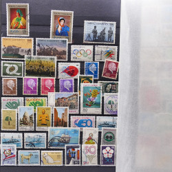Lot de timbres de Turquie oblitérés en un album.