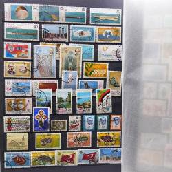 Lot de timbres de Turquie oblitérés en un album.