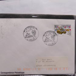 Gigantesque vrac d'histoire postale France et tous pays en un carton.