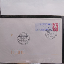 Gigantesque vrac d'histoire postale France et tous pays en un carton.