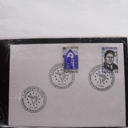 Gigantesque vrac d'histoire postale France et tous pays en un carton.