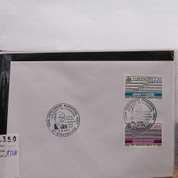 Gigantesque vrac d'histoire postale France et tous pays en un carton.