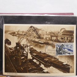 Gigantesque vrac d'histoire postale France et tous pays en un carton.