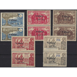Cameroun Valmy timbres N°240-244 série en paire neuf**.