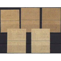 Cameroun Valmy timbres N°240-244 série en paire neuf**.