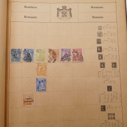 Vrac philatélique de timbres du monde neufs et oblitérés en un carton.