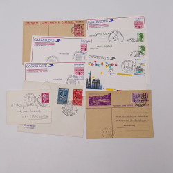Vrac philatélique de timbres du monde neufs et oblitérés en un carton.