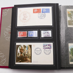 Collection historique de timbres de France 1961-1963 complet en un album.