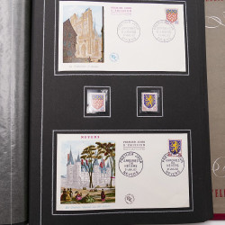 Collection historique de timbres de France 1961-1963 complet en un album.