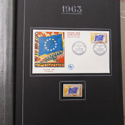 Collection historique de timbres de France 1961-1963 complet en un album.