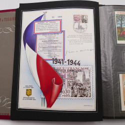 Collection historique de timbres de France 1964-1966 complet en un album.