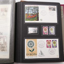 Collection historique de timbres de France 1964-1966 complet en un album.