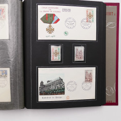 Collection historique de timbres de France 1964-1966 complet en un album.