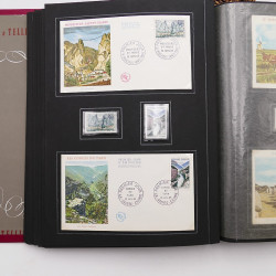 Collection historique de timbres de France 1964-1966 complet en un album.