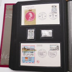 Collection historique de timbres de France 1964-1966 complet en un album.