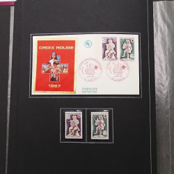 Collection historique de timbres de France 1967-1969 en un album.