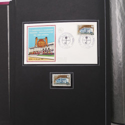 Collection historique de timbres de France 1967-1969 en un album.
