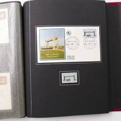 Collection historique de timbres de France 1967-1969 en un album.