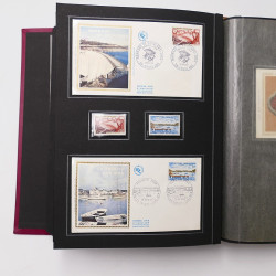 Collection historique de timbres de France 1967-1969 en un album.